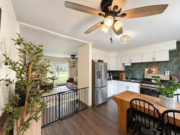 1609 Maple Garden DR, La Porte, IN 46350