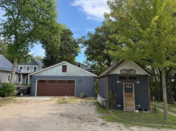 7496 Isaak AVE NW, Annandale, MN 55302