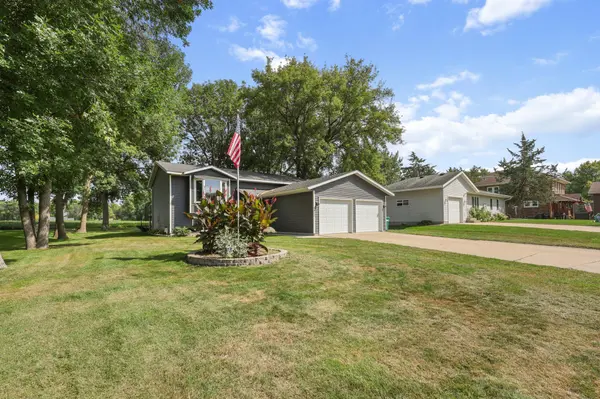 1612 Birch AVE N, Glencoe, MN 55336