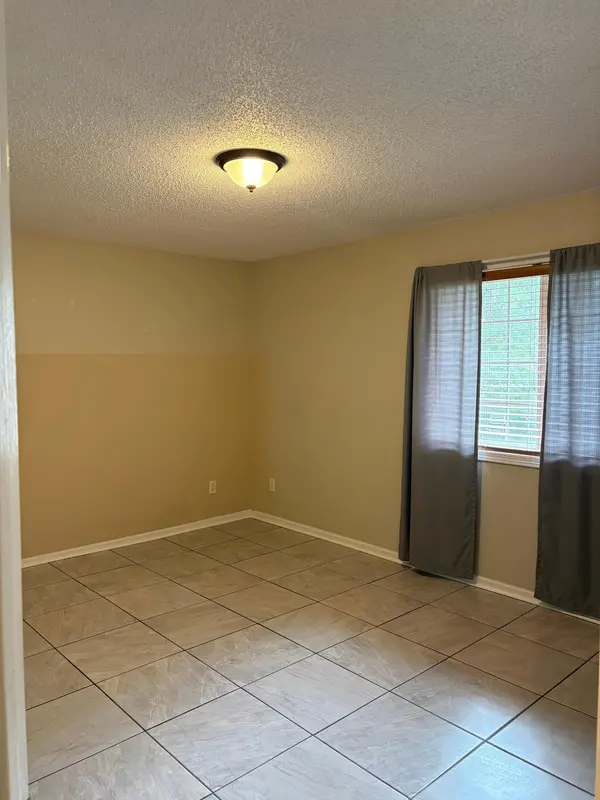 264 1st ST SE #8, Avon, MN 56310