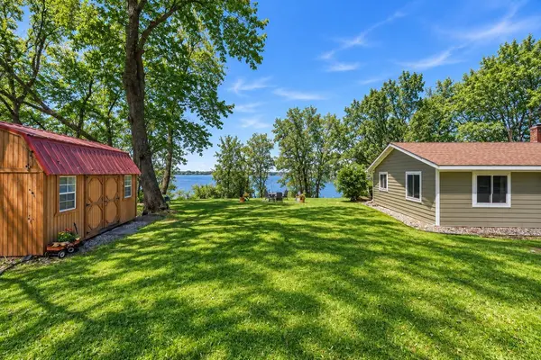 7630 Long Lake RD, Willmar, MN 56201