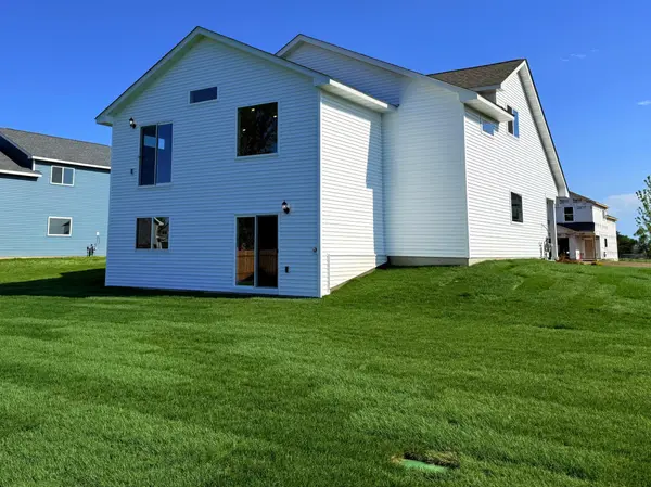 7709 Birch ST, Clear Lake, MN 55319