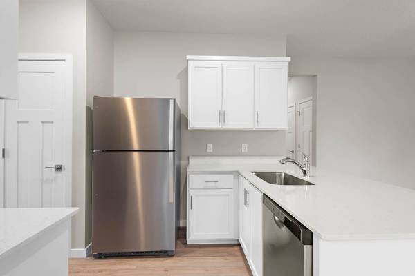 693 Aspen LN, Montrose, MN 55363