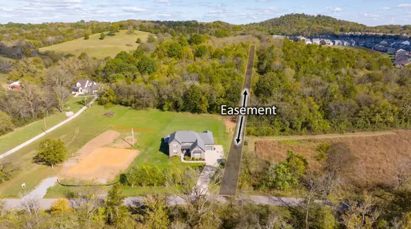 2045 Liberty Ln, Gallatin, TN 37066