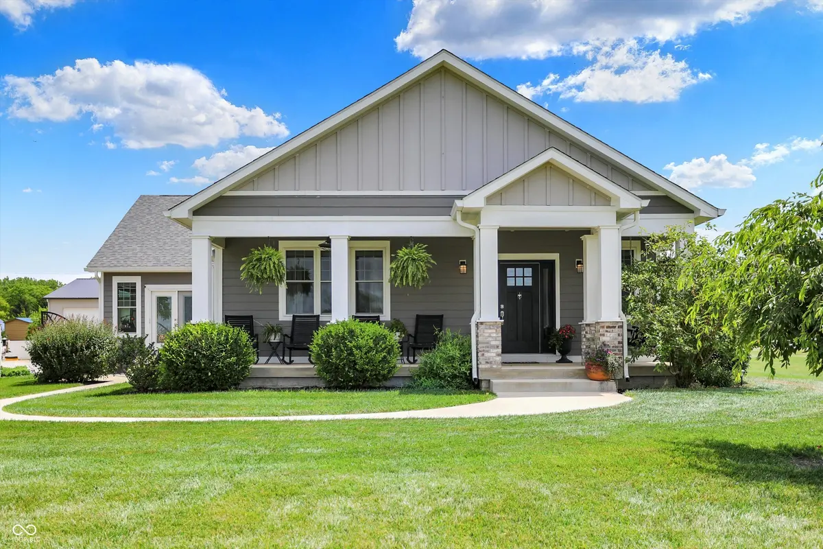 26139 Ernest RD, Arcadia, IN 46030