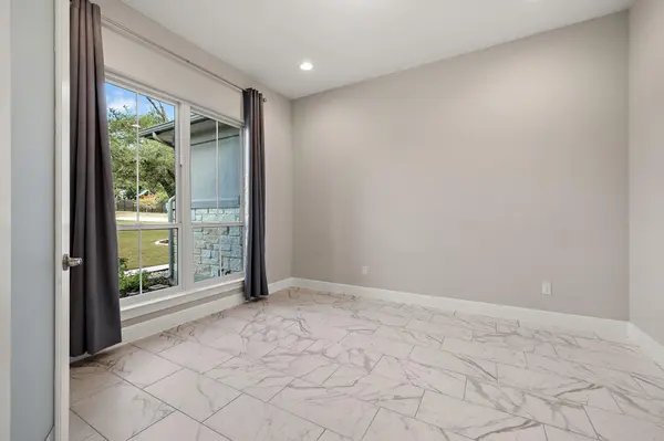 128 Stag Leap CT, Liberty Hill, TX 78642