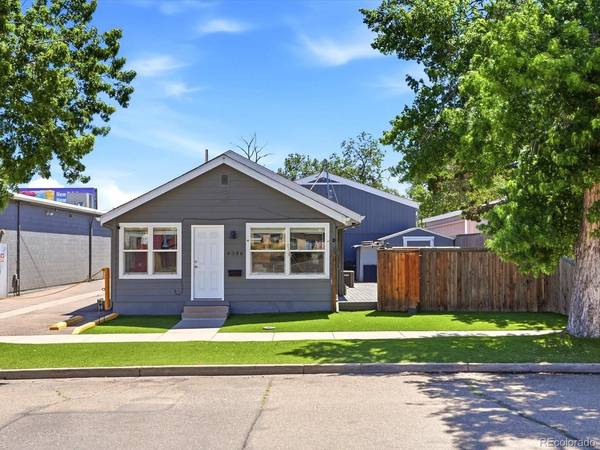 4386 Chase, Denver, CO 80212