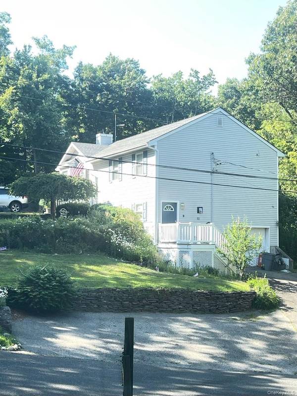 60 Aloma RD, Rocky Point, NY 11778