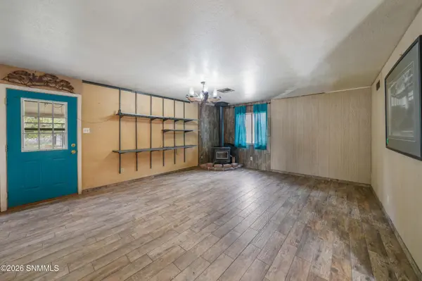 5013 Redland DR, Las Cruces, NM 88011