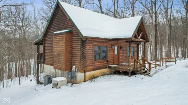 6820 E Rust RD, Unionville, IN 47468