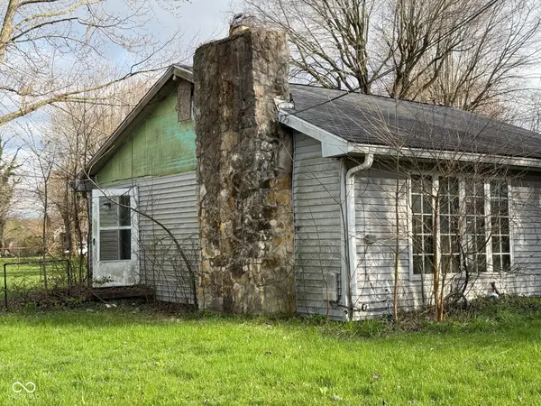 101 S Market ST, Carthage, IN 46115