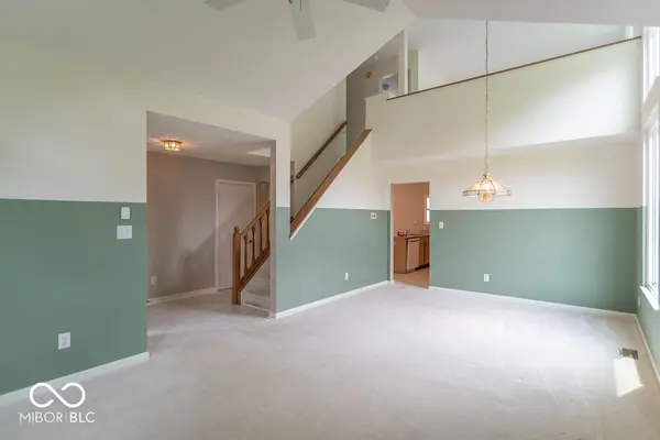 6937 Thousand Oaks DR, Indianapolis, IN 46214