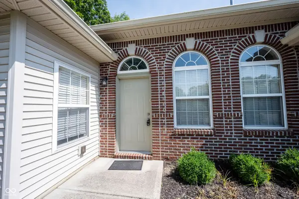 6586 Quail RUN, Fishers, IN 46038