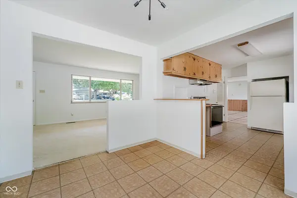7145 Hawks Hill RD, Indianapolis, IN 46236