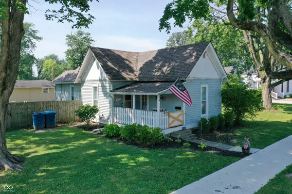 402 E 6th ST, Sheridan, IN 46069