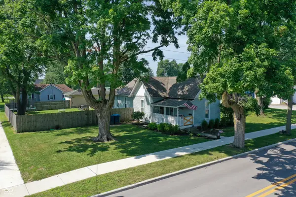 402 E 6th ST, Sheridan, IN 46069