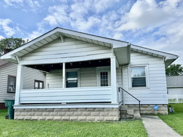 2216 W 8th ST, Muncie, IN 47302