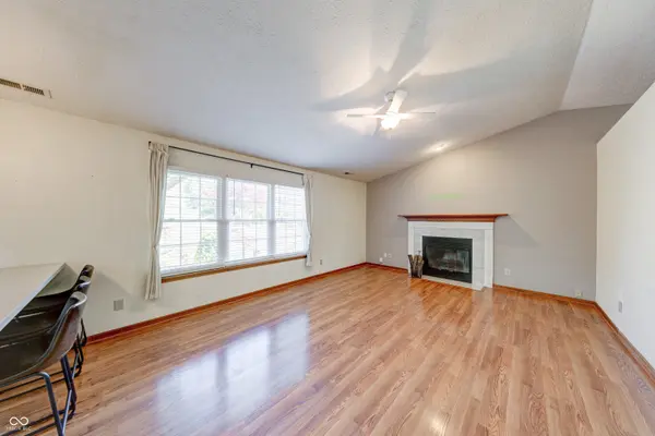 5950 Petersburg DR, Indianapolis, IN 46254