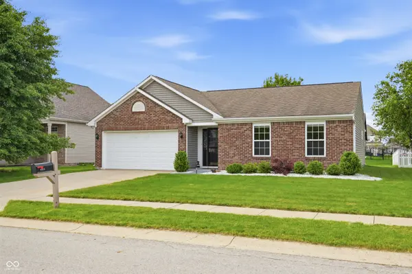 6815 W Odessa WAY, Mccordsville, IN 46055