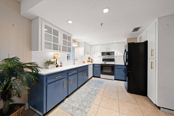 403 MINDY DR, Largo, FL, 33771 photo 6