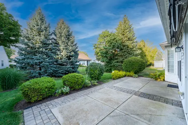 13964 Chanwahon DR, Huntley, IL 60142