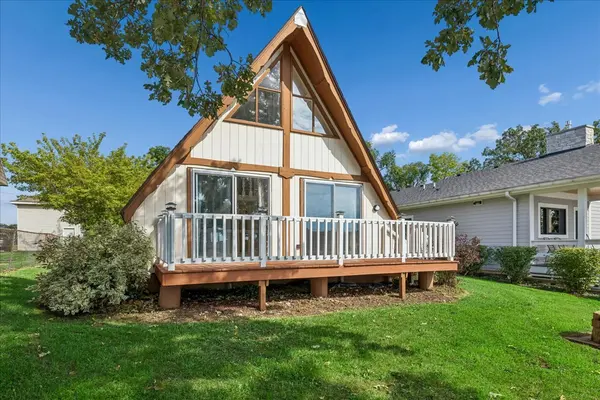 40576 N Grand AVE, Antioch, IL 60002