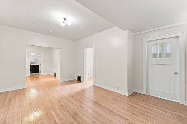 310 E 138th ST, Chicago, IL 60827