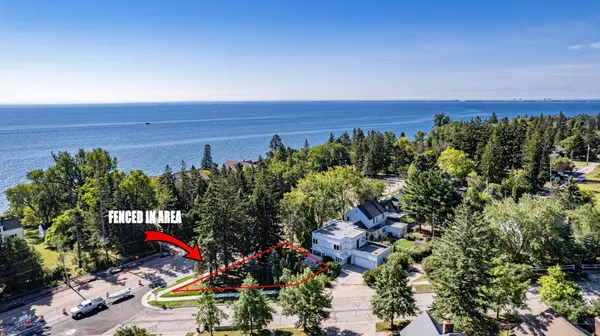 4631 London RD, Duluth, MN 55804
