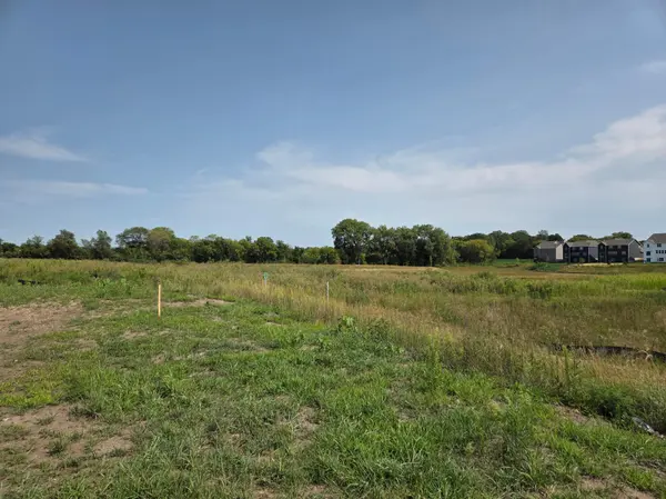 4723 Blake WAY, Woodbury, MN 55129