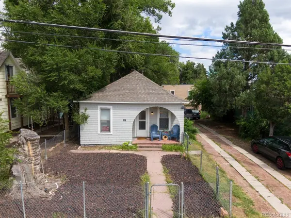 130 E Brookside ST, Colorado Springs, CO 80905