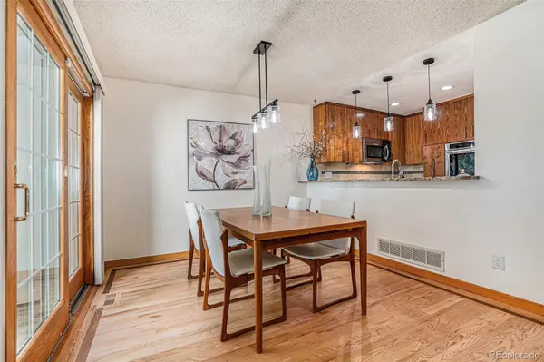 852 S Fairplay ST, Aurora, CO 80012