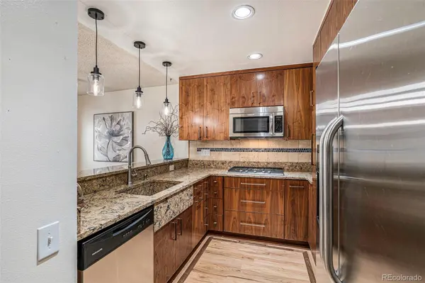 852 S Fairplay ST, Aurora, CO 80012