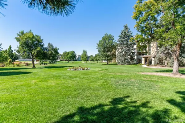 9340 E Center AVE #1D, Denver, CO 80247