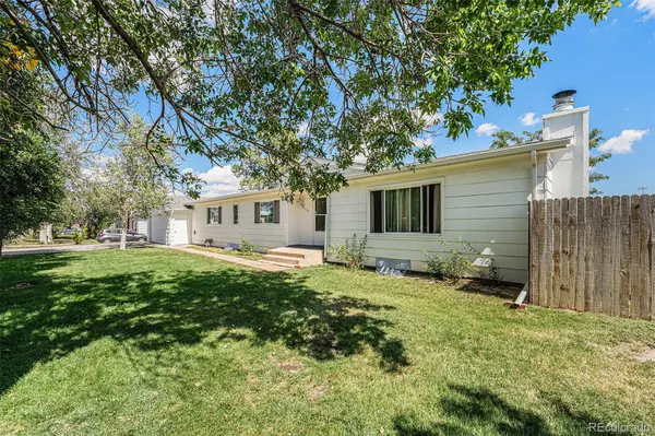 610 6th ST, Bennett, CO 80102