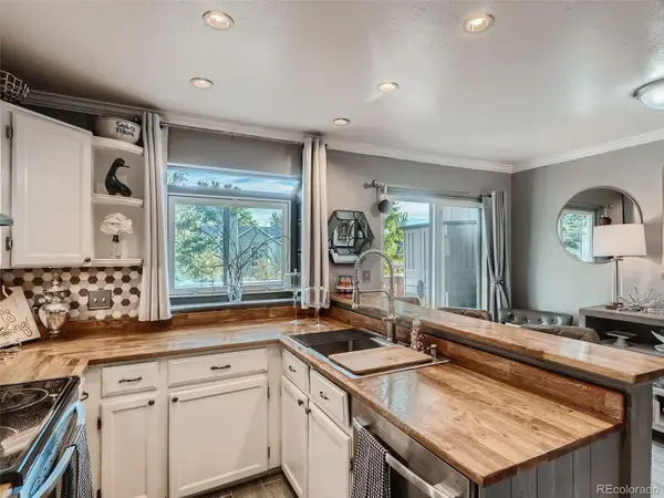 9683 W Chatfield AVE #D, Littleton, CO 80128
