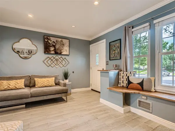 9683 W Chatfield AVE #D, Littleton, CO 80128