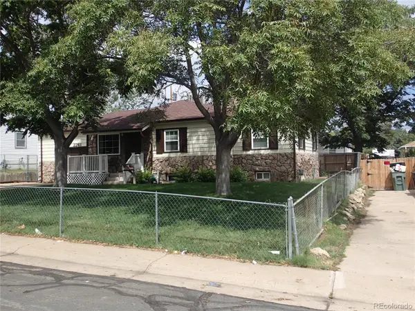 2261 Oak PL, Thornton, CO 80229