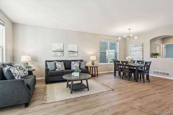 4823 S Himalaya CT, Aurora, CO 80015