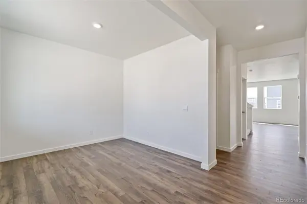 801 Ledge ST, Lochbuie, CO 80603