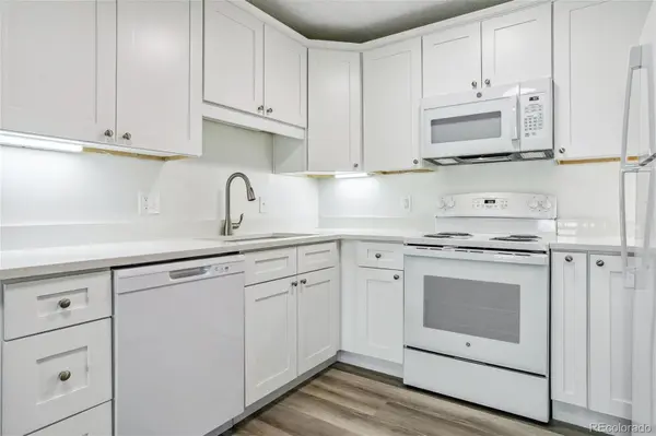9385 E Center AVE #6B, Denver, CO 80247