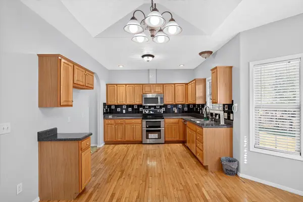 802 E Current DR, Ozark, MO 65721