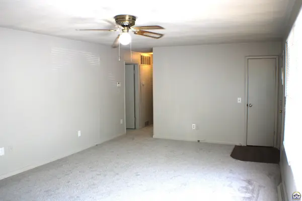 2526 SE Colorado AVE, Topeka, KS 66604