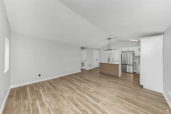 1524 N Madison ST, Junction City, KS 66441