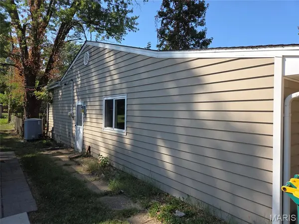 309 Joy DR, O'fallon, IL 62269