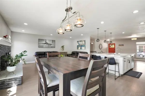 1521 S Ventura ST, Aurora, CO 80017