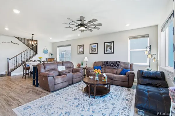 18147 House Finch LN, Parker, CO 80134