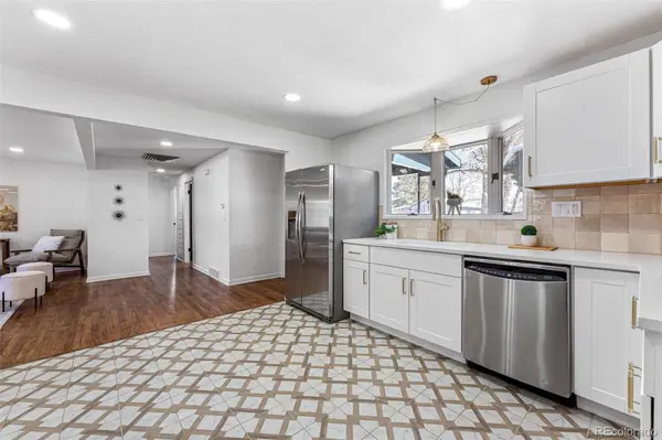 2585 Carr CT, Lakewood, CO 80215