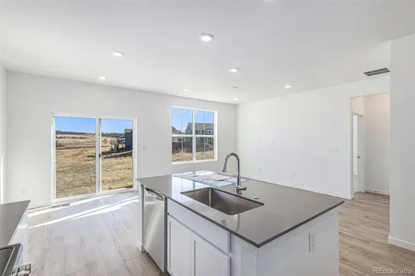 694 Yankee Boy LOOP, Elizabeth, CO 80107