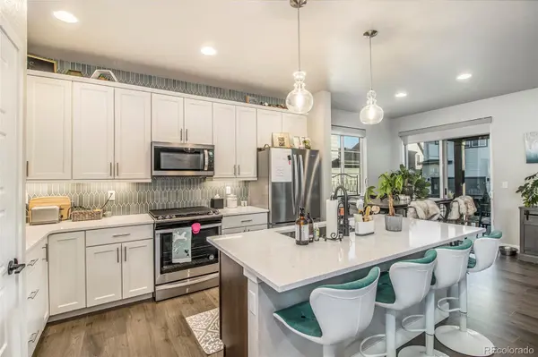 6193 Saddlesmith ST, Castle Pines, CO 80108