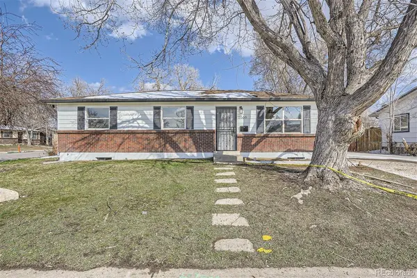 5566 Worchester ST, Denver, CO 80239